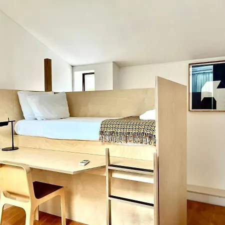 Villa Sobre Ribas 12 *